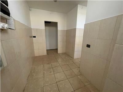 SPATIU COMERCIAL DE INCHIRIAT IN INIMA ARADULUI!