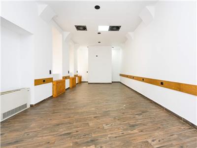 SPATIU COMERCIAL DE INCHIRIAT km .0