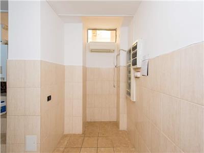 SPATIU COMERCIAL DE INCHIRIAT km .0