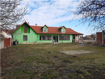 CASA CU TEREN DE VANZARE IN SEITIN