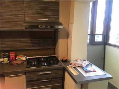 Apartament 3 camere de inchiriat Vlaicu