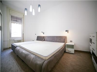 APARTAMENT 3 CAMERE ZONA ULTRACENTRALA 1938
