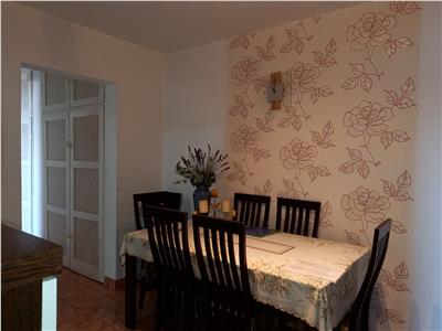 APARTAMENT 3 CAMERE LA BLOC 1986