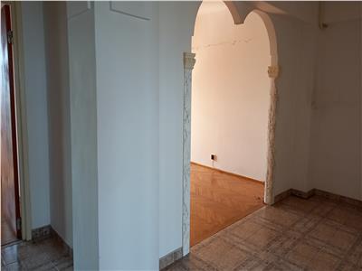 APARTAMENT 4 CAMERE IN VLAICU COD 1989