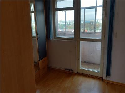 APARTAMENT 4 CAMERE IN VLAICU COD 1989