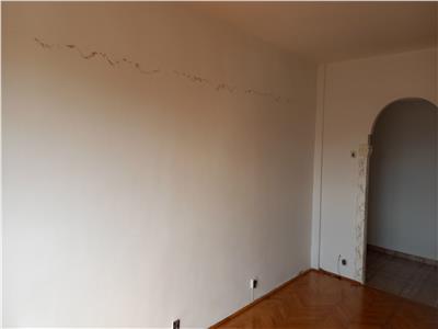 APARTAMENT 4 CAMERE IN VLAICU COD 1989