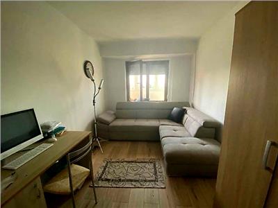 De inchiriat apartament 3 camere CENTRAL!