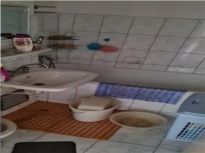 APARTAMENT 3 CAMERE ETAJ INTERMEDIAR
