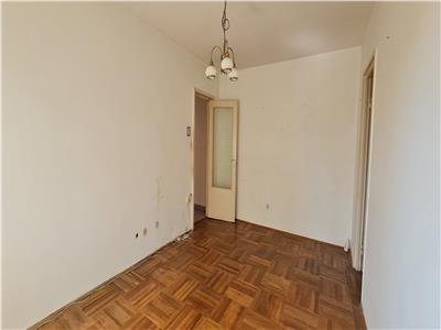 APARTAMENT 3 CAMERE VLAICU, ARAD!