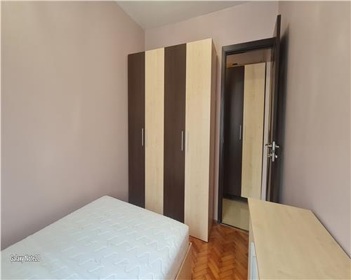 DE INCHIRIAT 3 CAMERE ZONA SPITAL