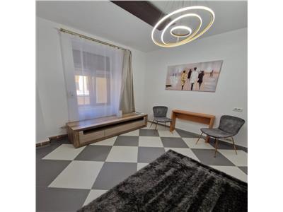 Apartament 2 camere cu loc de parcare Bulevardul Revoluției!