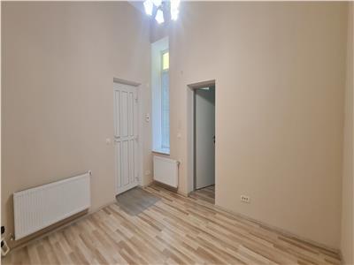 APARTAMNT 3 CAMERE ULTRACNTRAL