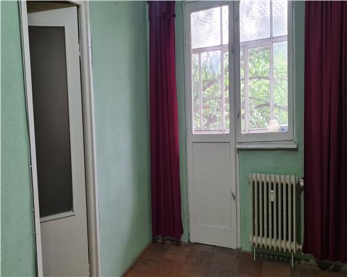 APARTAMENT 2 CAMERE ARADUL NOU ETAJ 1