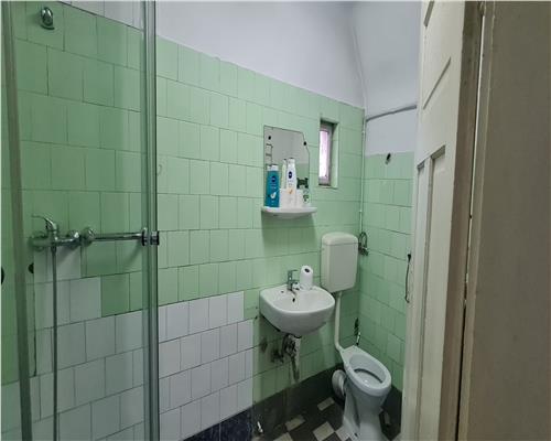 CASA IN ARADUL NOU CU TEREN