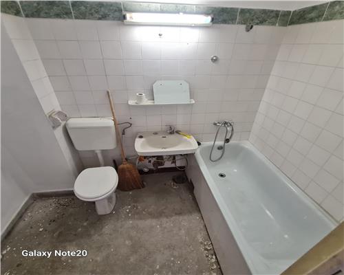 APARTAMENT LUX renovat  2 camere  DECOMANDAT ultracentral