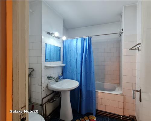 APARTAMENT 4 CAMERE CENTRAL