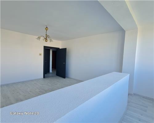 APARTAMENT 2 CAMERE DECOMANDAT