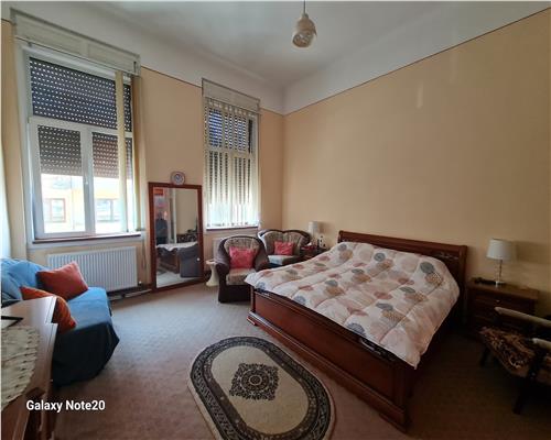 APARTAMENT 3 CAMERE ULTRACENTRAL