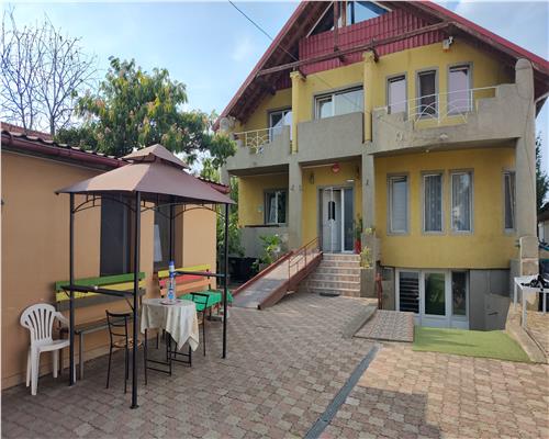 IMOBIL MULTIFUNCTIONAL IN ARADUL NOU