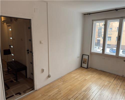 APARTAMENT  IN ZONA ULTRACENTRALA DE INCHIRIAT