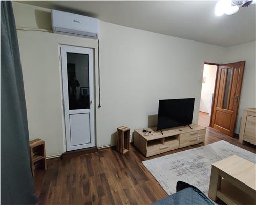 Apartament 72 mp decomandat Micalaca zona 300