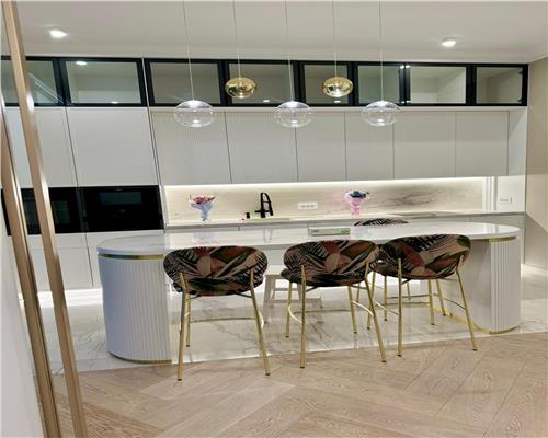 Vila Exclusivista cu Piscina si Tehnologie Smart |Arad 5 camere Parneava