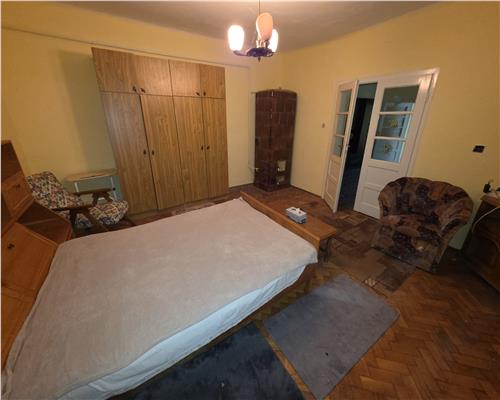 CASA DE VANZARE ZONA TABACOVICI