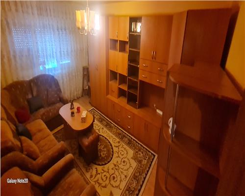 APARTAMENT DOUA CAMERE DECOMANDAT UTA