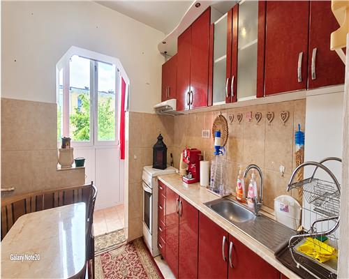 APARTAMENT DOUA CAMERE DECOMANDAT UTA