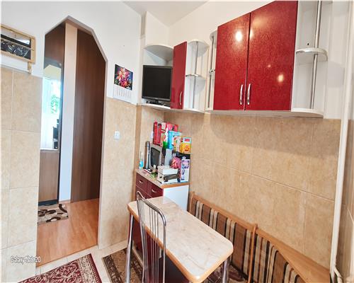 APARTAMENT DOUA CAMERE DECOMANDAT UTA